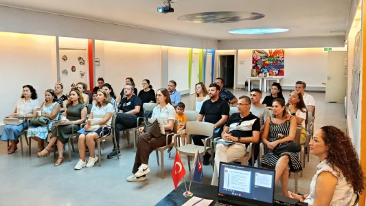 FEN BİLİMLERİ BORNOVA ORTAOKULU 5. SINIFLAR VELİ ORYANTASYONU
