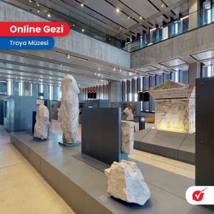 TROYA MÜZESİ, ÇANAKKALE İLİ, MERKEZ İLÇESİ’NE BAĞLI TEVFİKİYE KÖYÜ SINIRLARI İÇİNDE YER ALAN, UNESCO’NUN 1998 YILINDA DÜNYA KÜLTÜR MİRASI LİSTESİ’NE ALDIĞI, TROYA ANTİK KENTİ GİRİŞİNDE YER ALMAKTADIR.