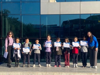 İNGİLİZCE DİJİTAL KİTAP OKUMA 