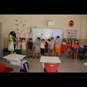 KOZA, KELEBEK VE 1. SINIF ÖĞRENCİLERİMİZİN ORYANTASYONUN 3. GÜNÜNDE BERABERDİK.