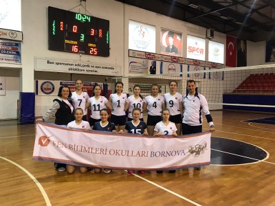 OKUL VOLEYBOL TAKIMIMIZ DÜZCEDE TÜRKİYE FİNALLERİ GRUP 2.Sİ OLMUŞTUR.