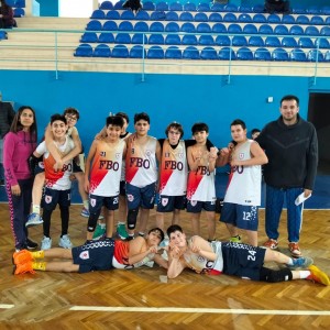 OKUL SPORLARI KÜÇÜK ERKEKLER BASKETBOL TAKIMIMIZ 2. OLMUŞTUR.