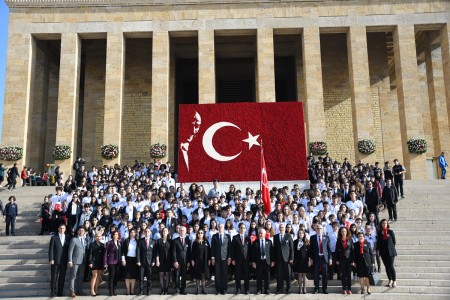 ÖZEL FEN BİLİMLERİ OKULLARI OLARAK ANITKABİR'DE ATAMIZIN HUZURUNDAYDIK